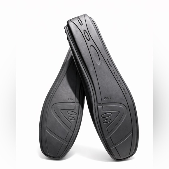 NWOT-Mercanti Fiorentini Relax Men’s Black Leather Loafers with Gold Bit Sz 8.5 main image 4